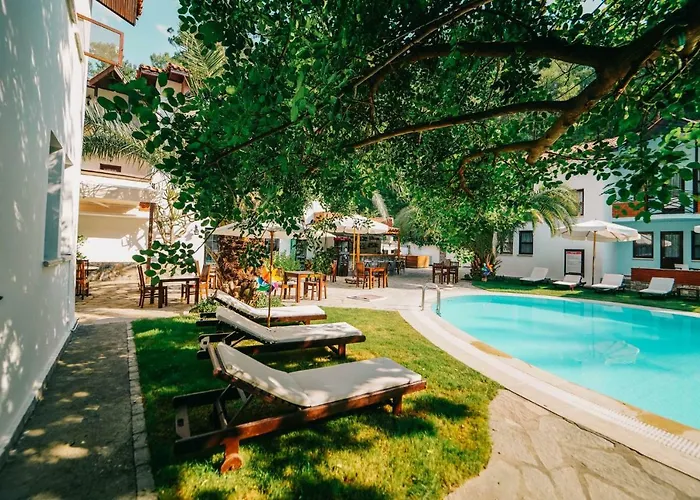 Forest Gate Hotel 3*